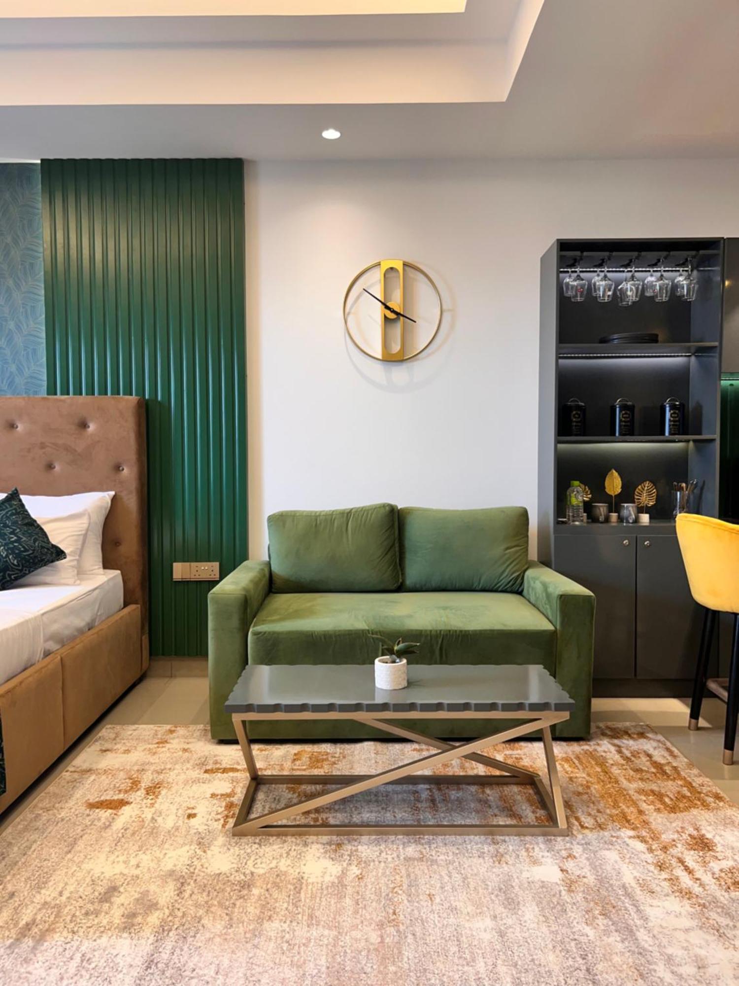 Ocean Breeze Negombo- Tidesend Luxury Beach Apartments Luaran gambar