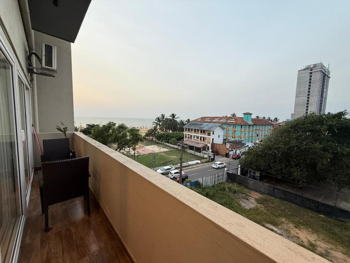 Ocean Breeze Negombo- Tidesend Luxury Beach Apartments Bilik gambar