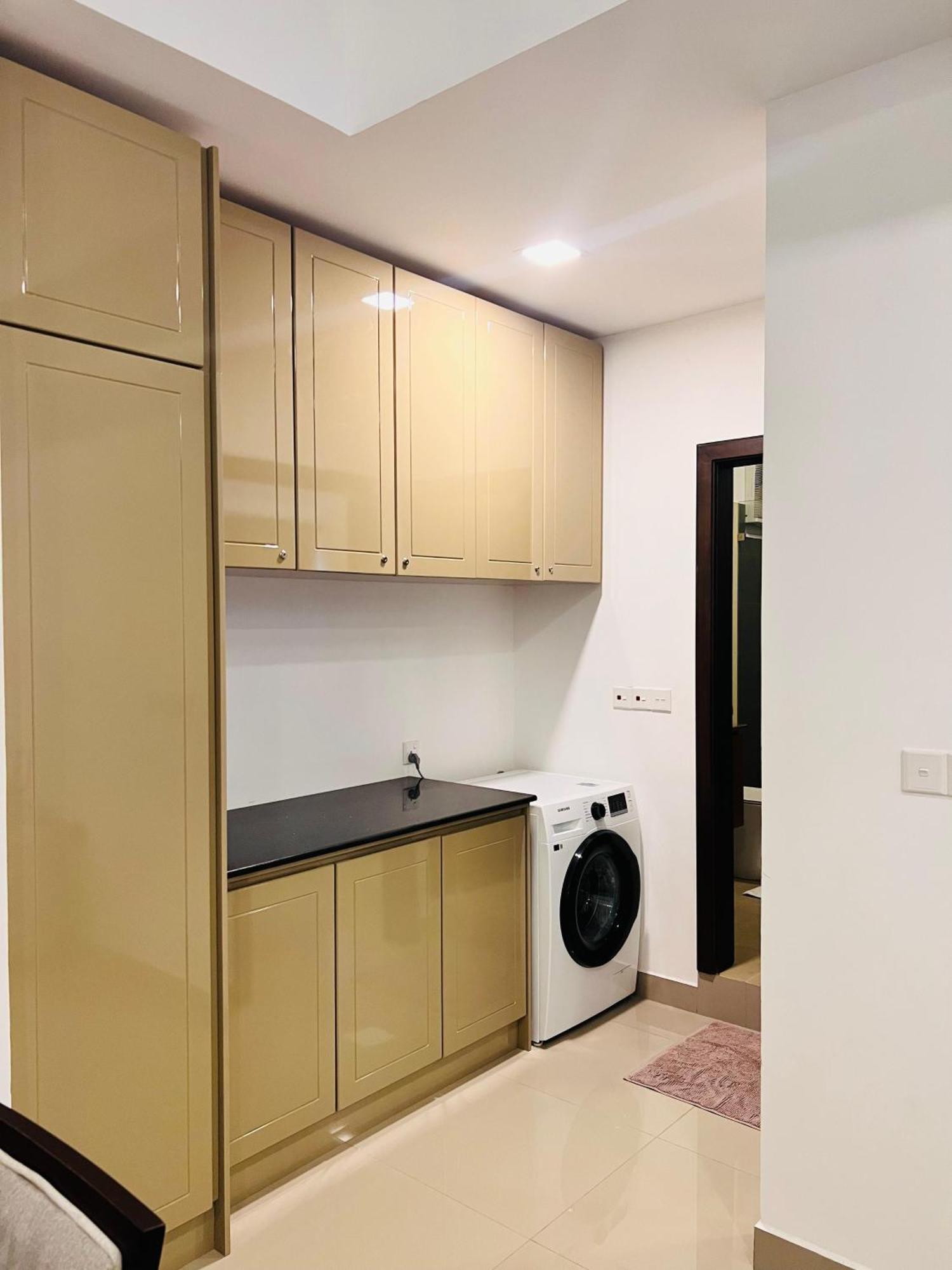 Ocean Breeze Negombo- Tidesend Luxury Beach Apartments Luaran gambar