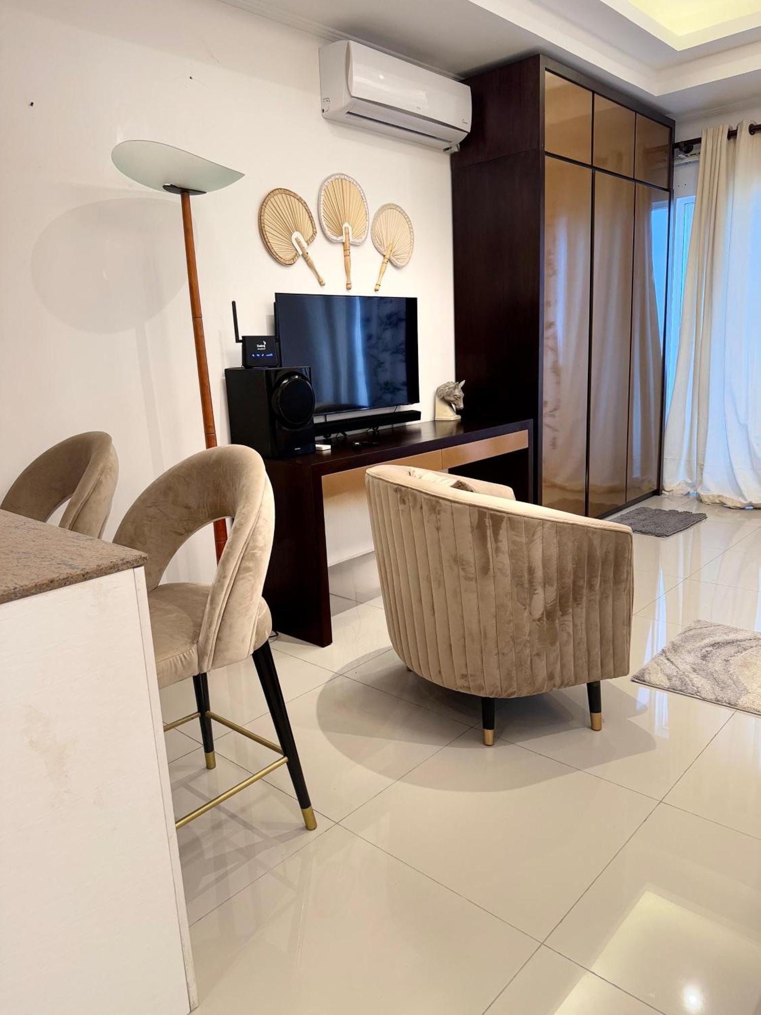 Ocean Breeze Negombo- Tidesend Luxury Beach Apartments Luaran gambar