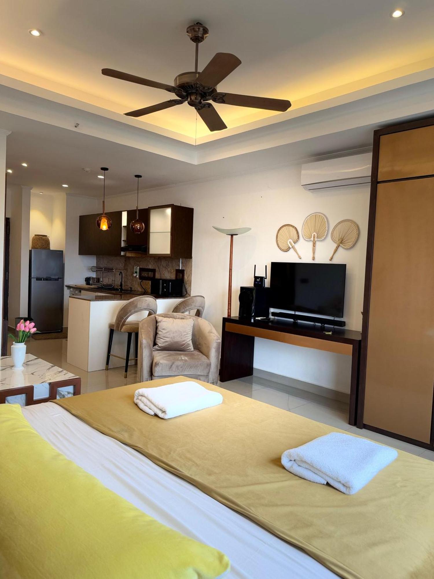 Ocean Breeze Negombo- Tidesend Luxury Beach Apartments Luaran gambar