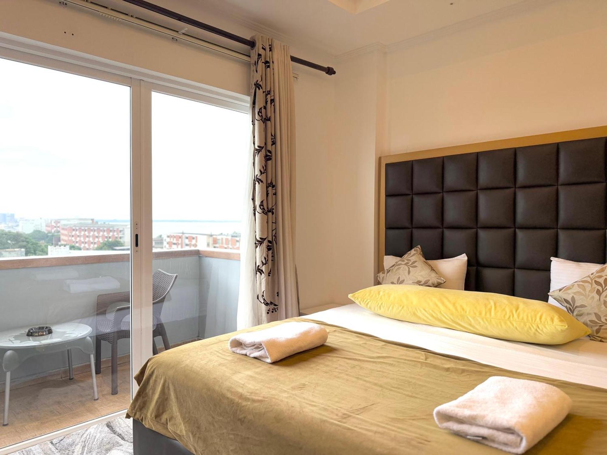 Ocean Breeze Negombo- Tidesend Luxury Beach Apartments Luaran gambar