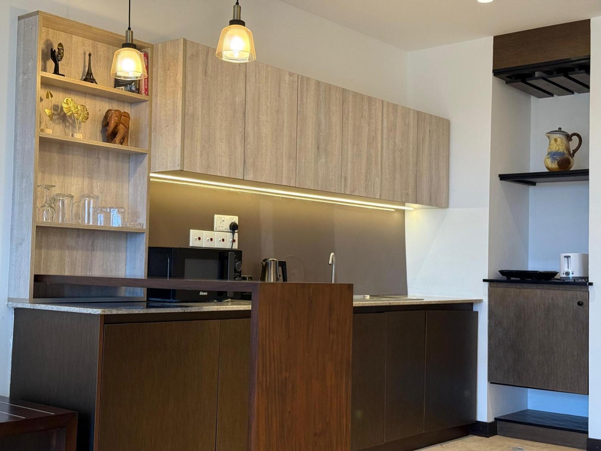 Ocean Breeze Negombo- Tidesend Luxury Beach Apartments Luaran gambar